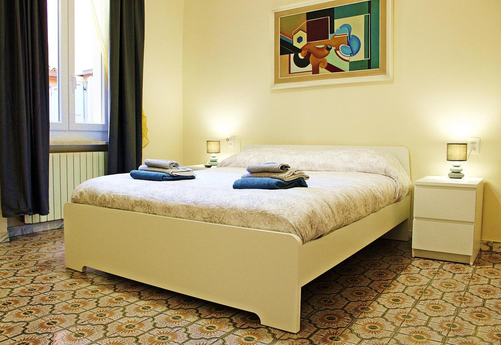 Appartamento Alle Due Torri โบโลญญา ภายนอก รูปภาพ